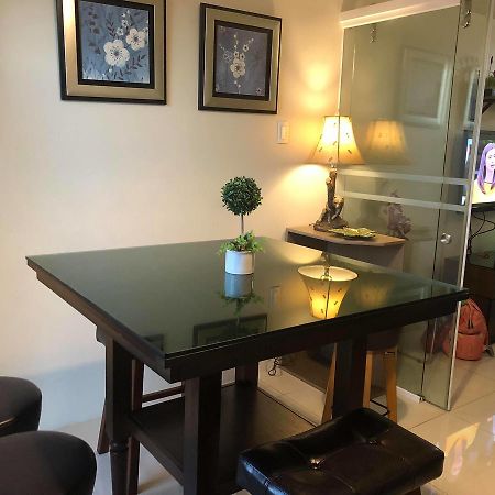 Appartamento Tagaytay Cool Spot Tagaytay City Esterno foto