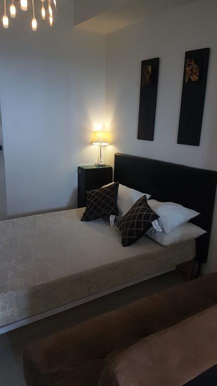 Appartamento Tagaytay Cool Spot Tagaytay City Esterno foto
